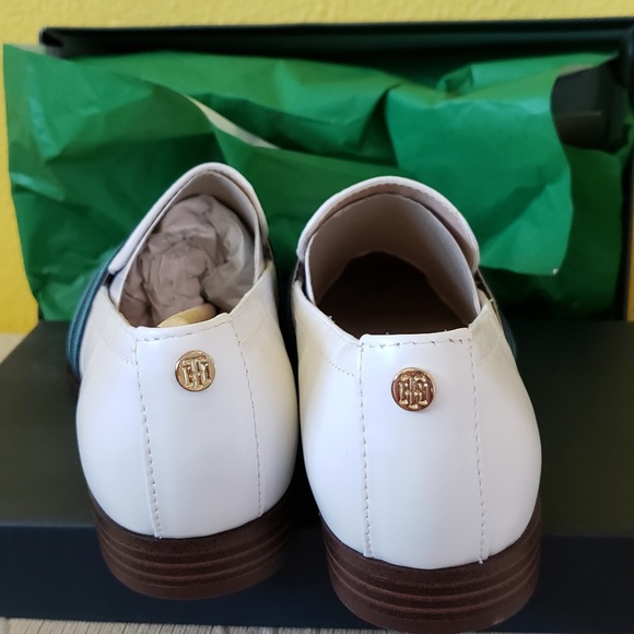 Tommy Hilfiger stripe Band White Loafers - Picture 2 of 4